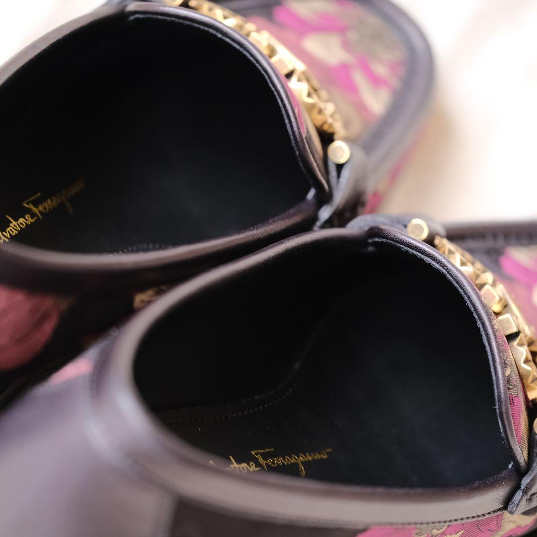 極美品SalvatoreFerragamoフローラルジオガンチーニROLO45D