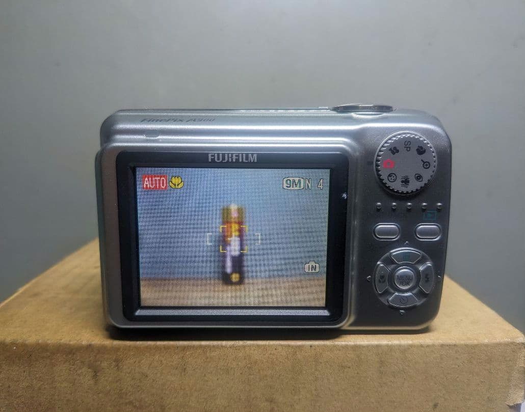 FUJIFILM FinePix A900 デジカメ 単三電池　動作品