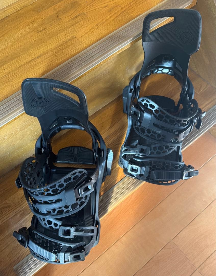 【札幌市直接受渡し】スノーボード２点セット　ナイデッカースーパーマチック