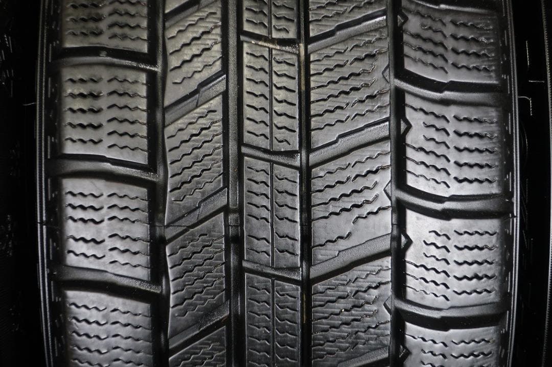 イボ付 2023年製 国産スタッドレス 175/65R15 アクアヴィッツヤリス