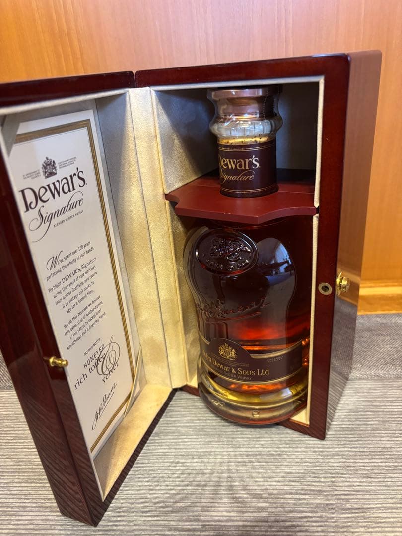 Dewar's Signature ブレンデッドスコッチウイスキー