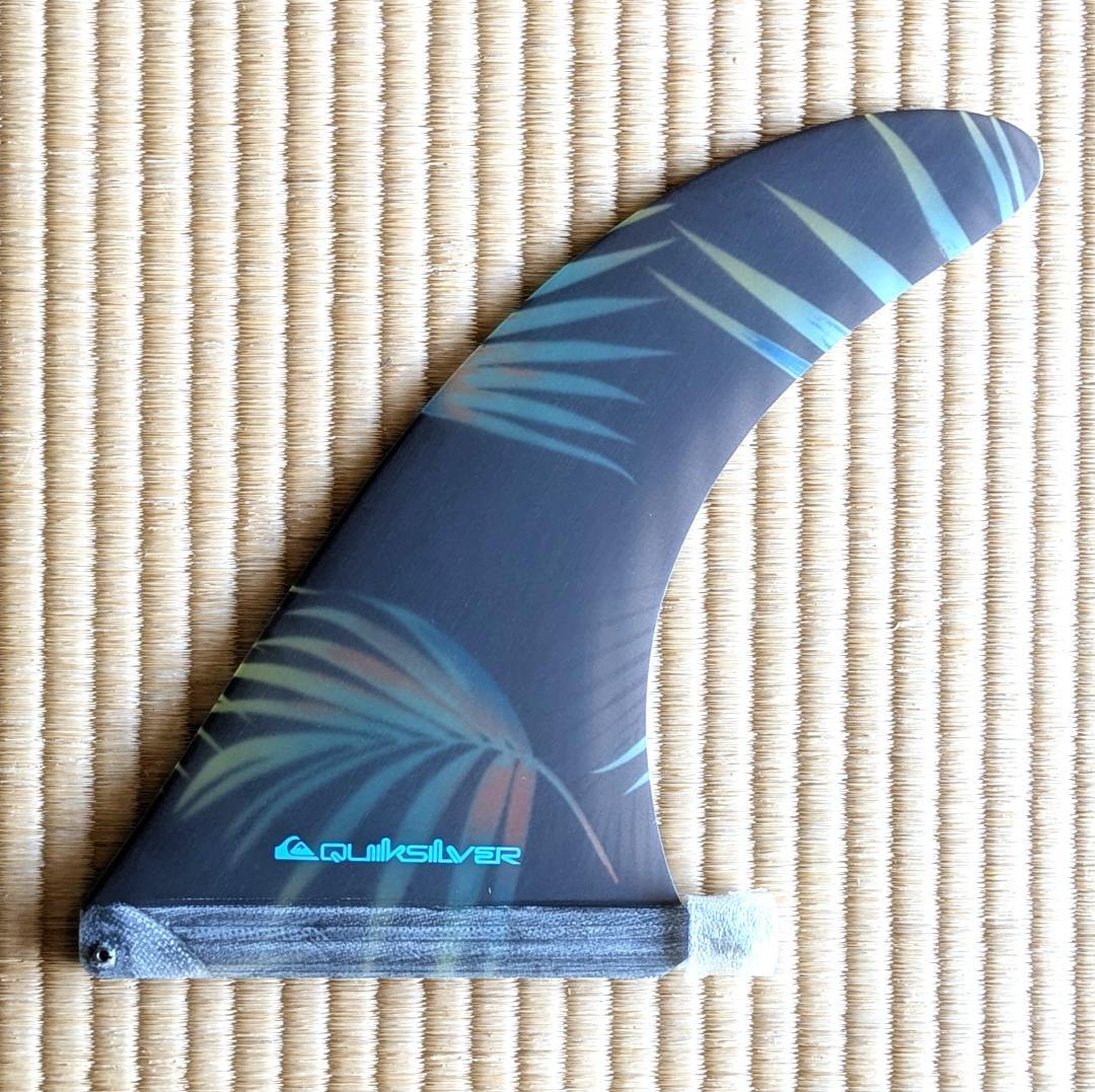 新品未使用クイックシルバー LBシングルフィン9,5　トロピカルデザイン