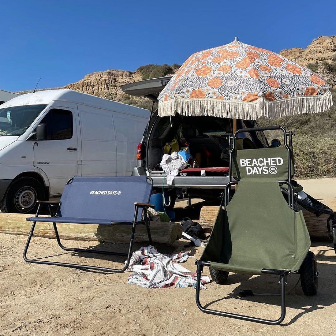 直接お渡し希望　[美品] BEACHED DAYS アウトドアチェア