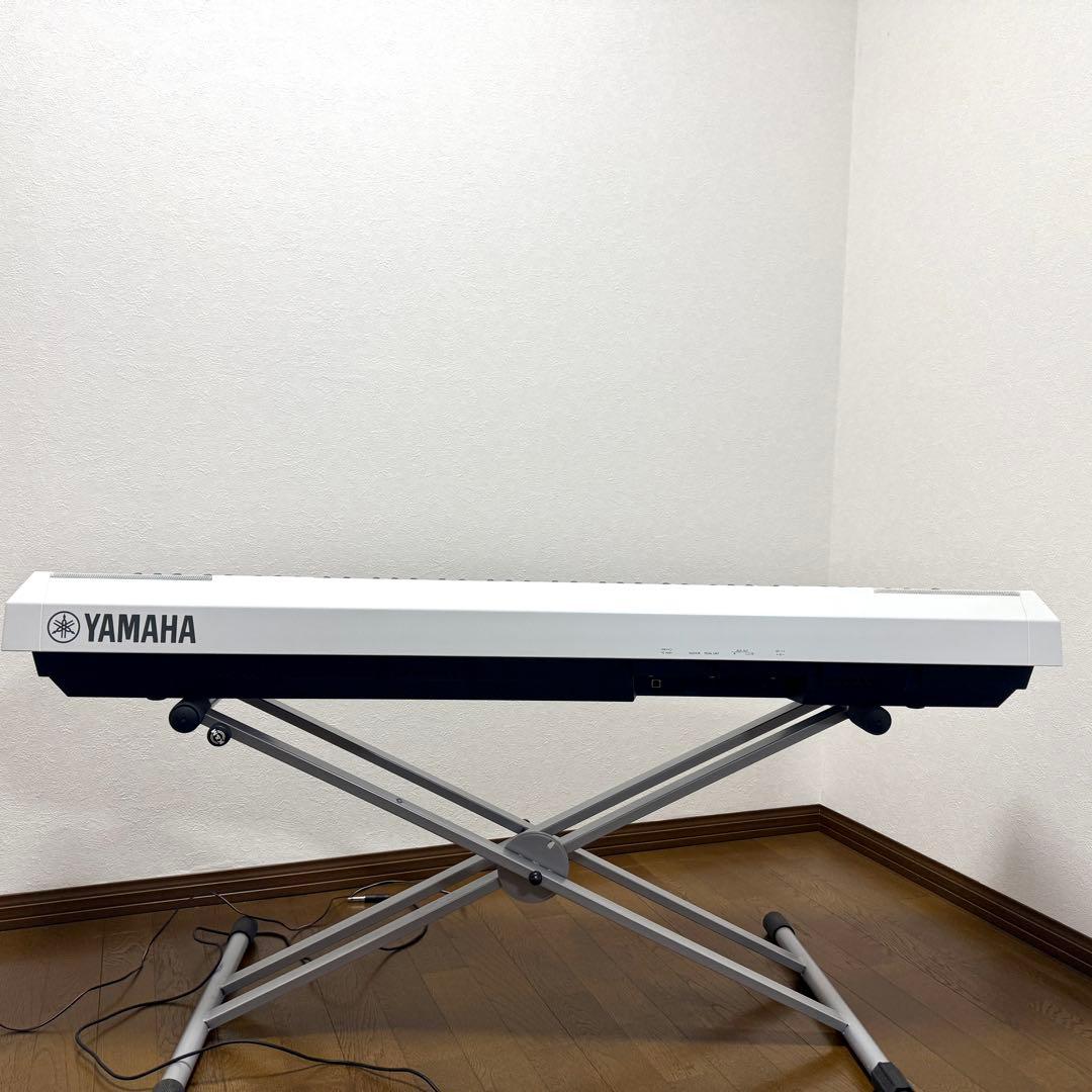 YAMAHA P-105 電子ピアノ 88鍵 ホワイト 付属品多数　ヤマハ