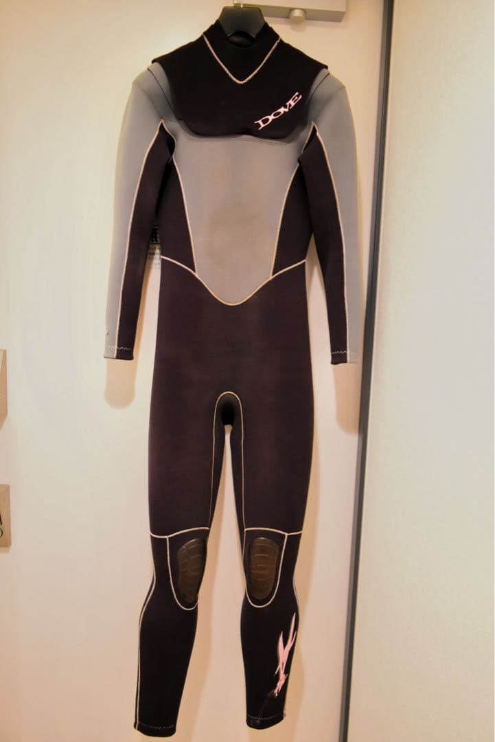 DOVE SURFING WETSUIT ダブ　ジャーフル