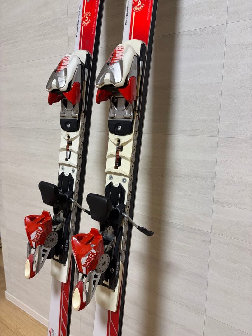 Völkl Racetiger スキー バインディング付き