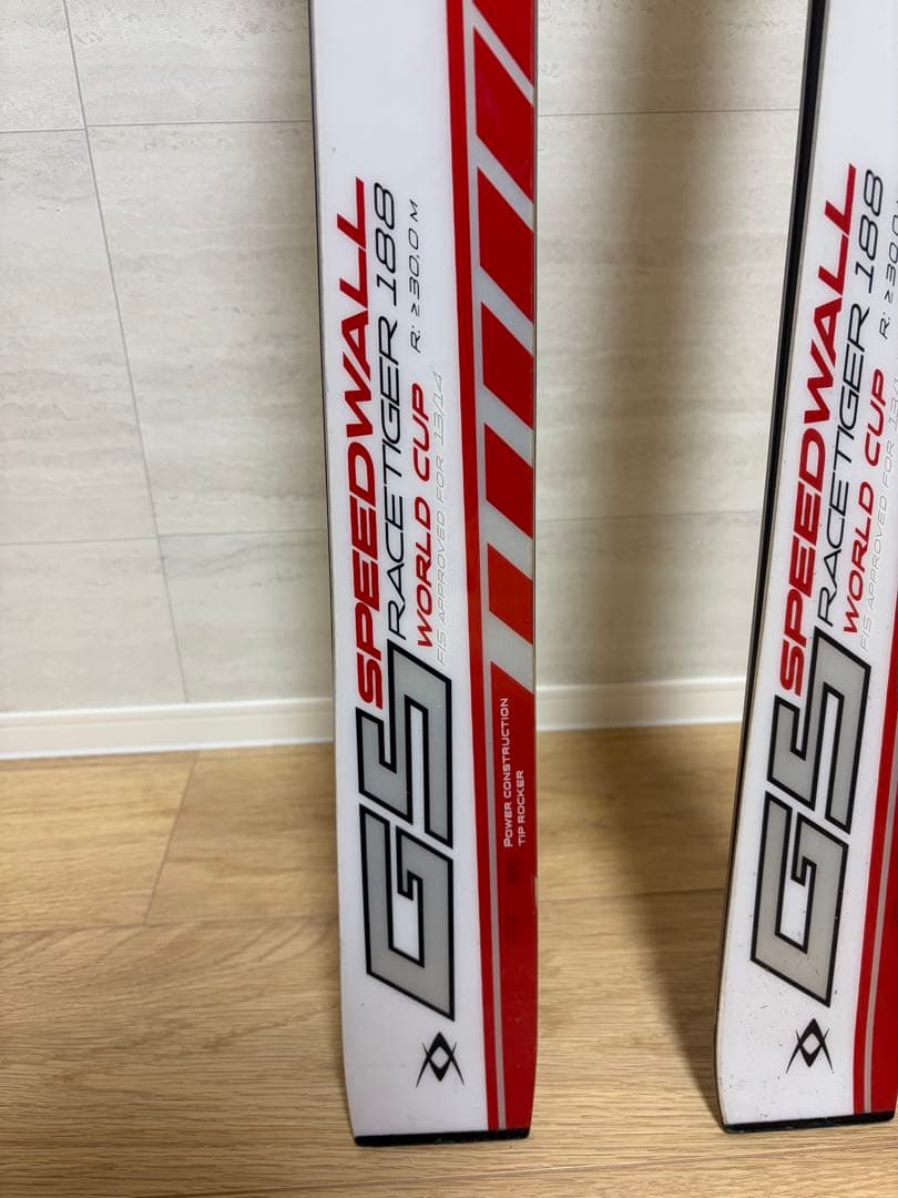 Völkl Racetiger スキー バインディング付き