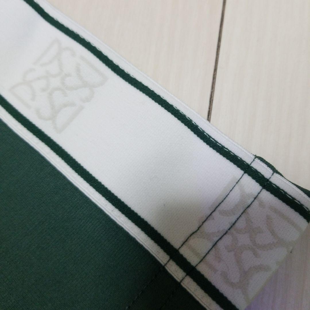 【入手困難】デサントゴルフ スタンド ハーフジップ ストレッチ シャツ M