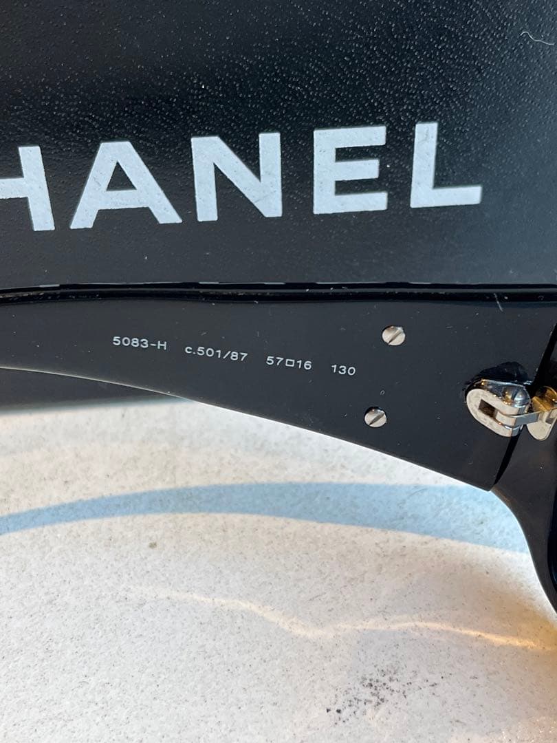 【新品未使用】CHANEL ココマーク　パール　ブラックサングラス