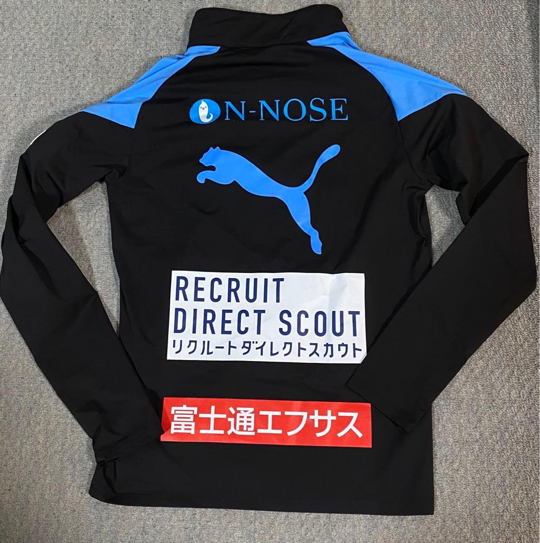 ま*ん様 川崎フロンターレ　プレマッチハーフジップトップ