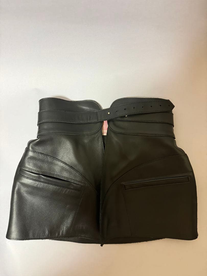 fetico 革ベルトスカート