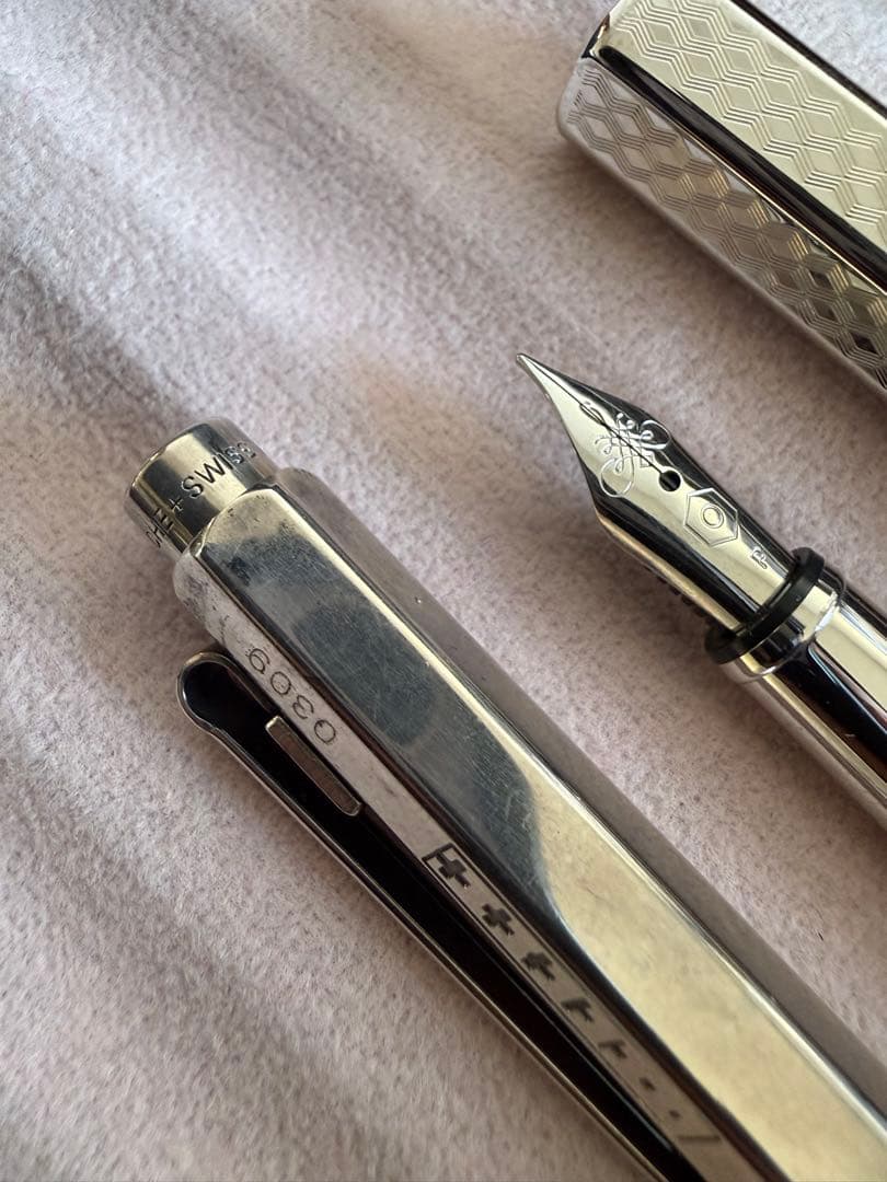 カランダッシュ万年筆とボールペン2本セット