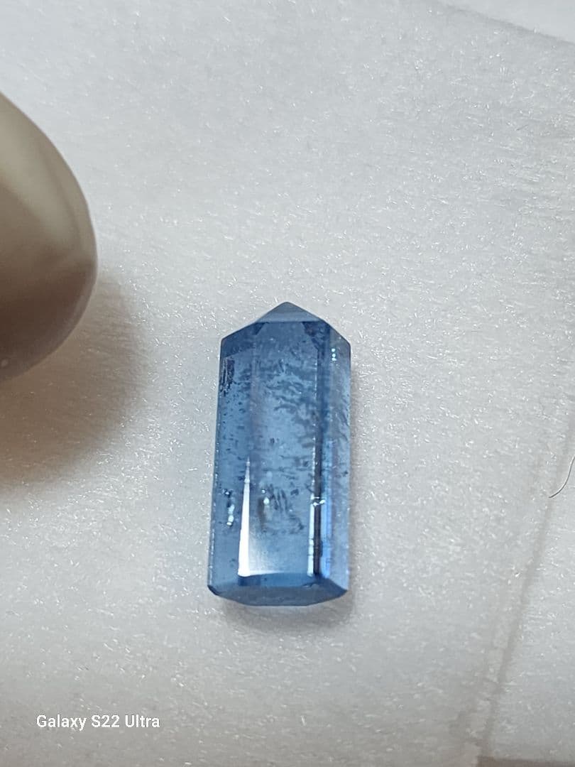 アクアマリン  藍玉高品質でダブルブルー