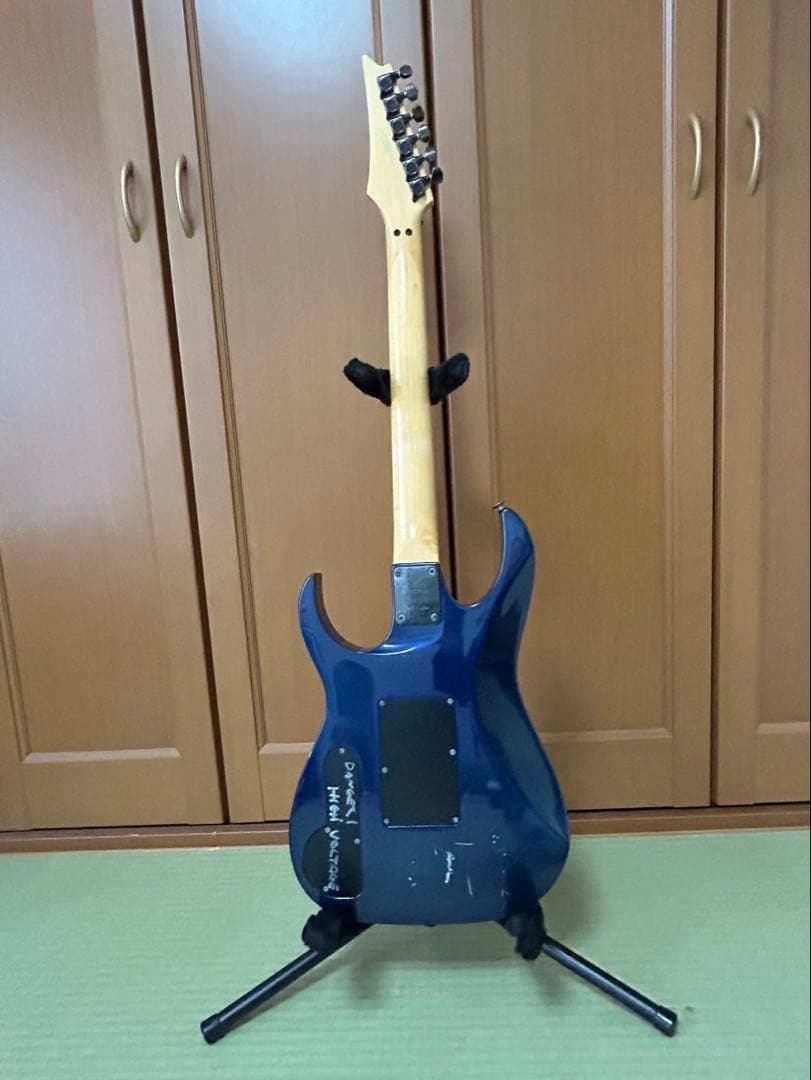 アイバニーズ　PGM100 ポールギルバートモデル