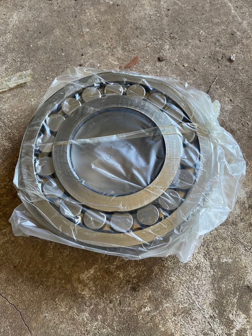 ベアリング 21318 Koyo