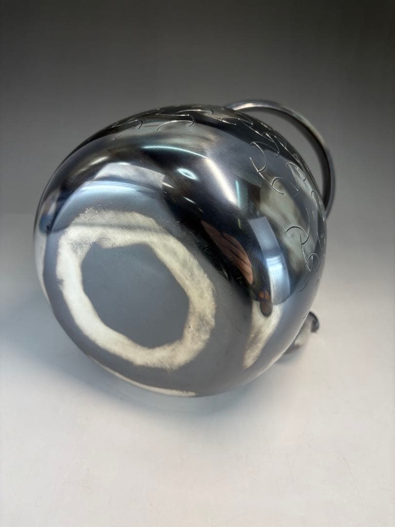 【中古品】清五郎造　銀いぶし独楽繋薬鏙（共箱）