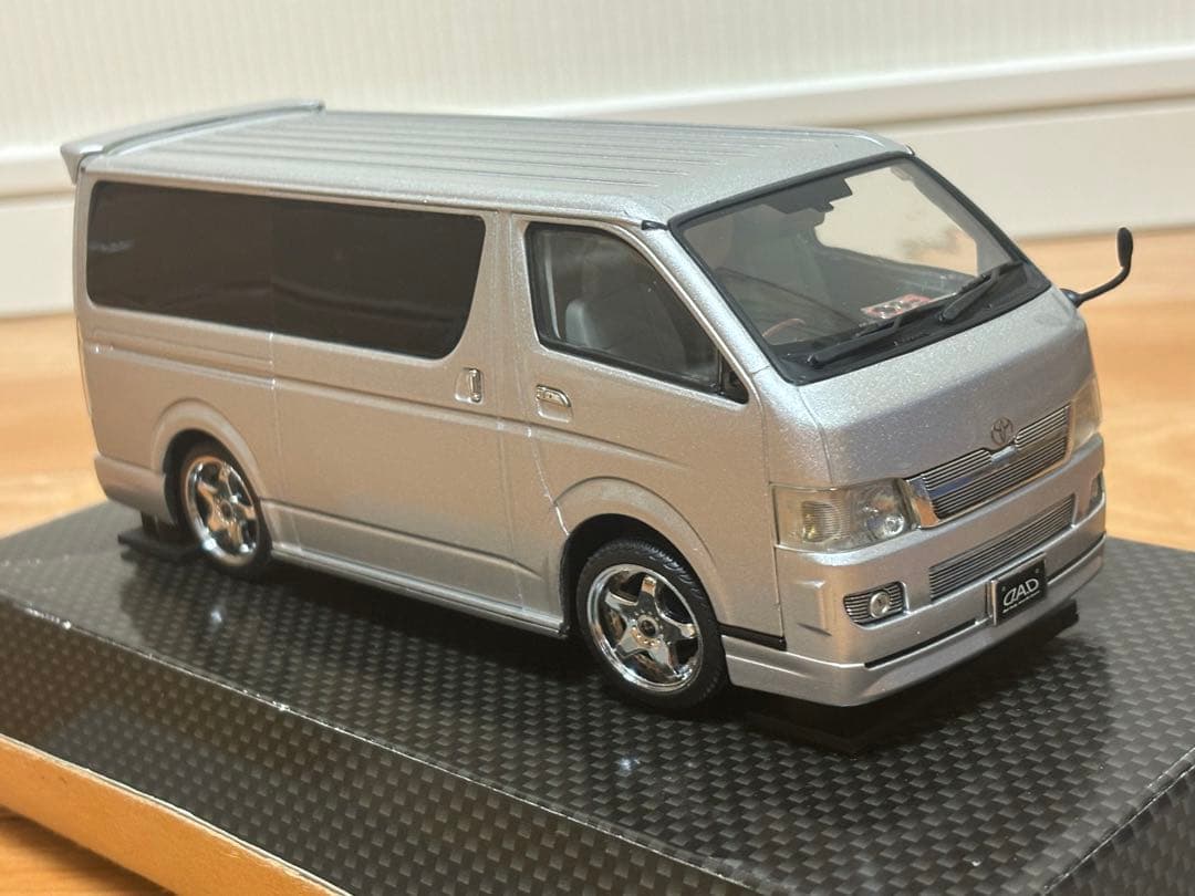 DISM 1/24 ハイエース 200系 SUPER GL D.A.D エアロ