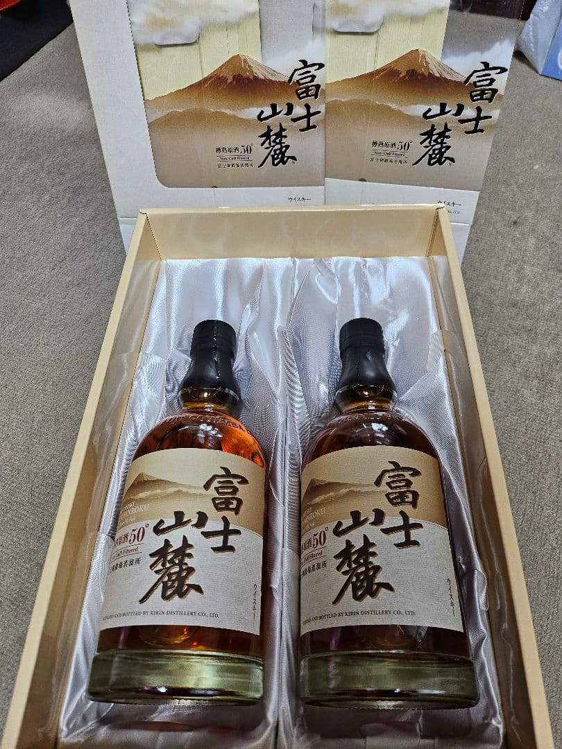 しゅんさん専用富士山麓ウイスキー 2本セット化粧箱付き