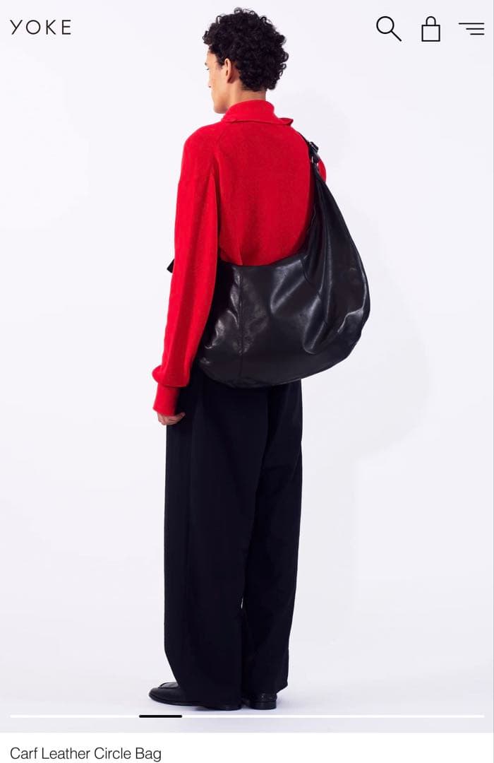 YOKE Carf Leather Circle Bag ブラック