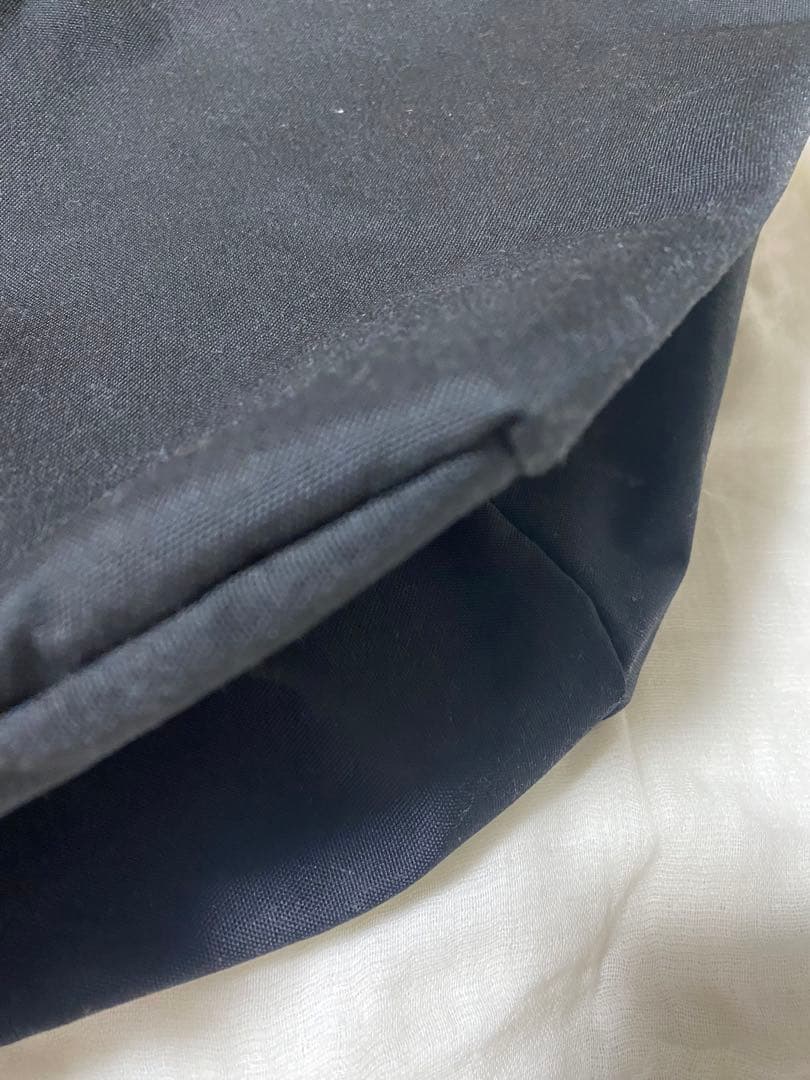 エルベシャプリエのボストンバッグ