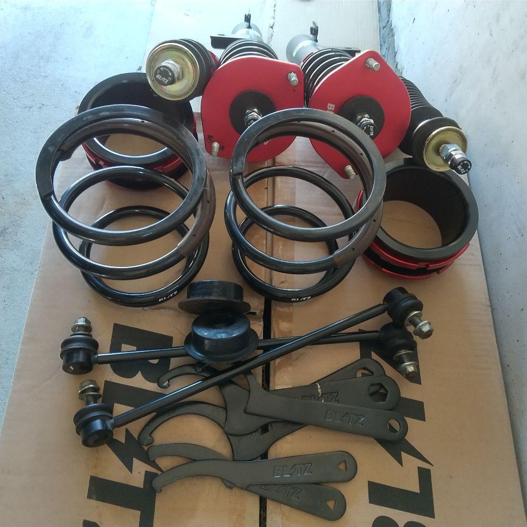 【美品】BLITZ 車高調 ZZ-R ダイハツ用サスペンションキット