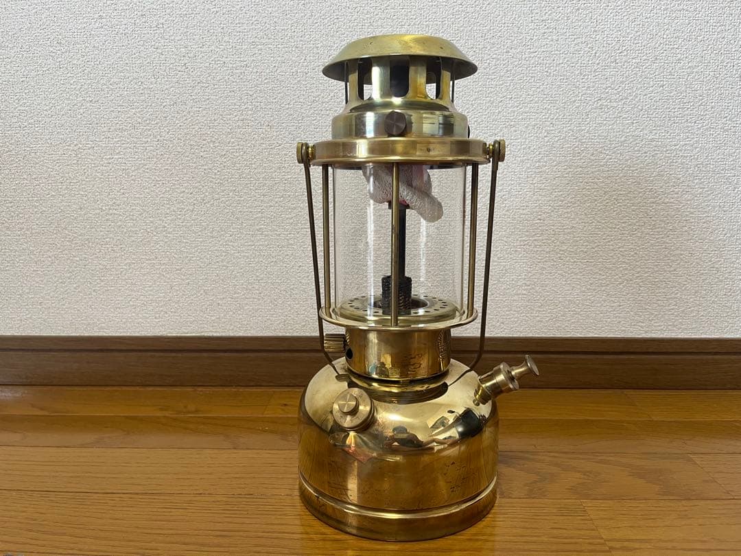 ヴェイパラックス　Vapalux 真鍮ランタン　モデル　300