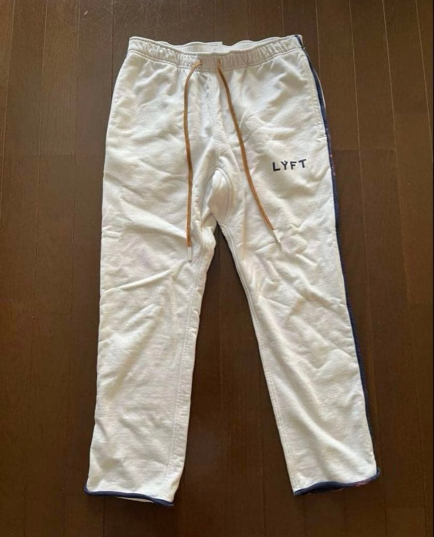 美品　LYFT リフト　ロングパンツ　ホワイト