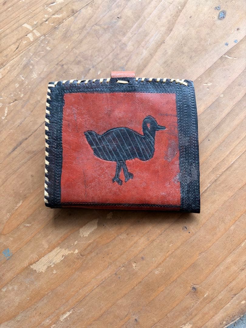 革製　ハンドクラフト　トライバル　民族　部族　工芸品　財布　革細工