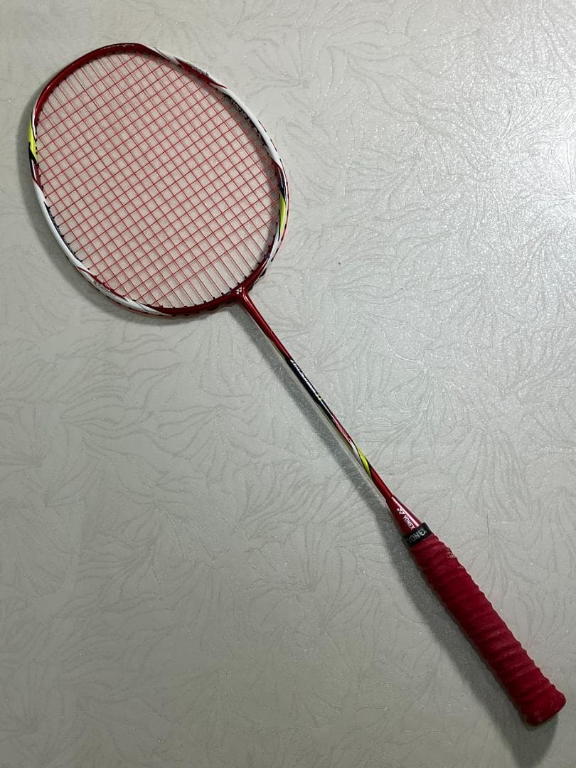 【お買い得】アークセーバー11　ラケットケース・グリップテープ付　ヨネックス