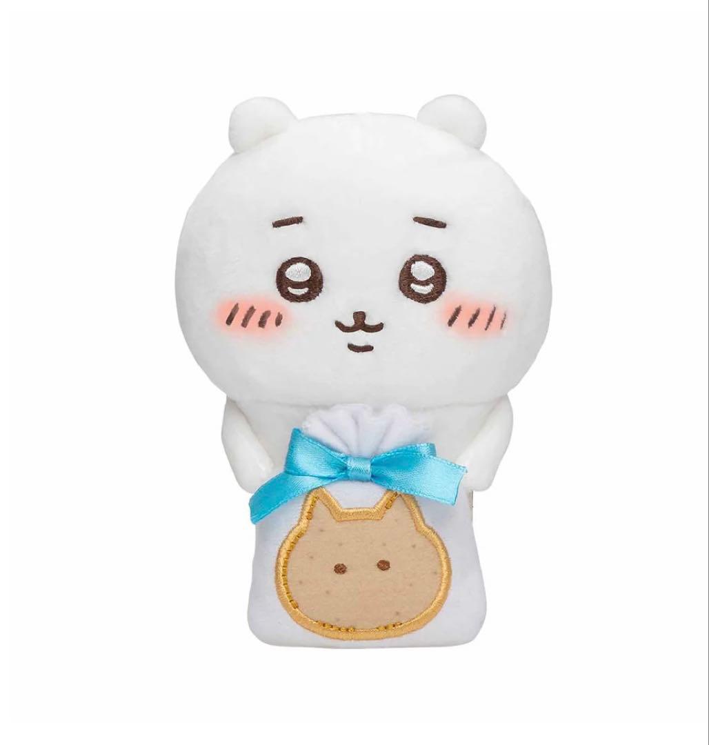 ちいかわデスクトップから見守 るひっかけぬいぐるみ （クッキーちいかわ)