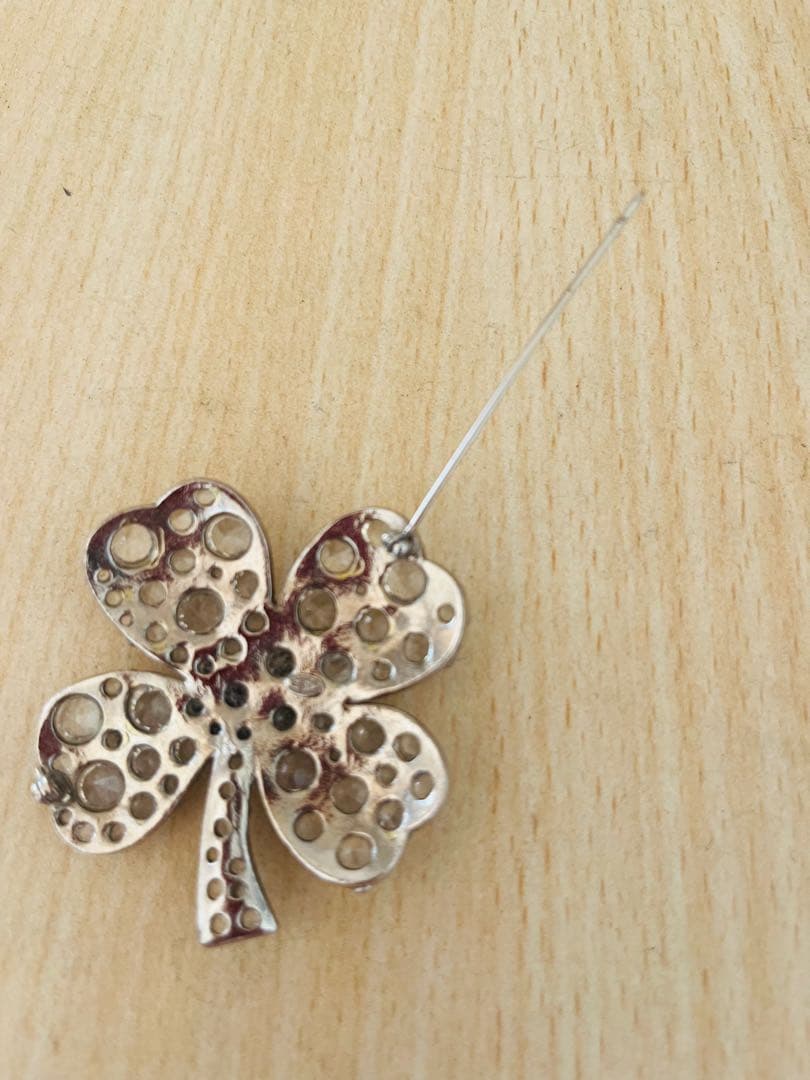 シャネル　　ブローチ