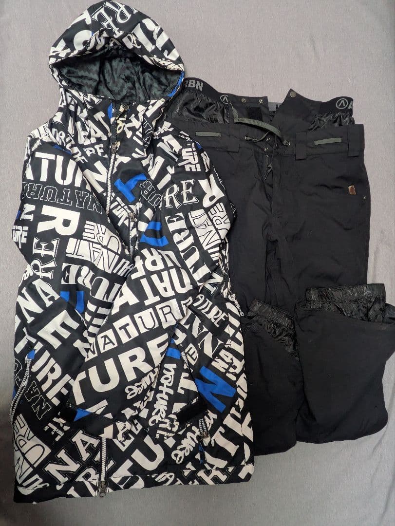 ARBN スキーウェア 上下セット Mサイズ