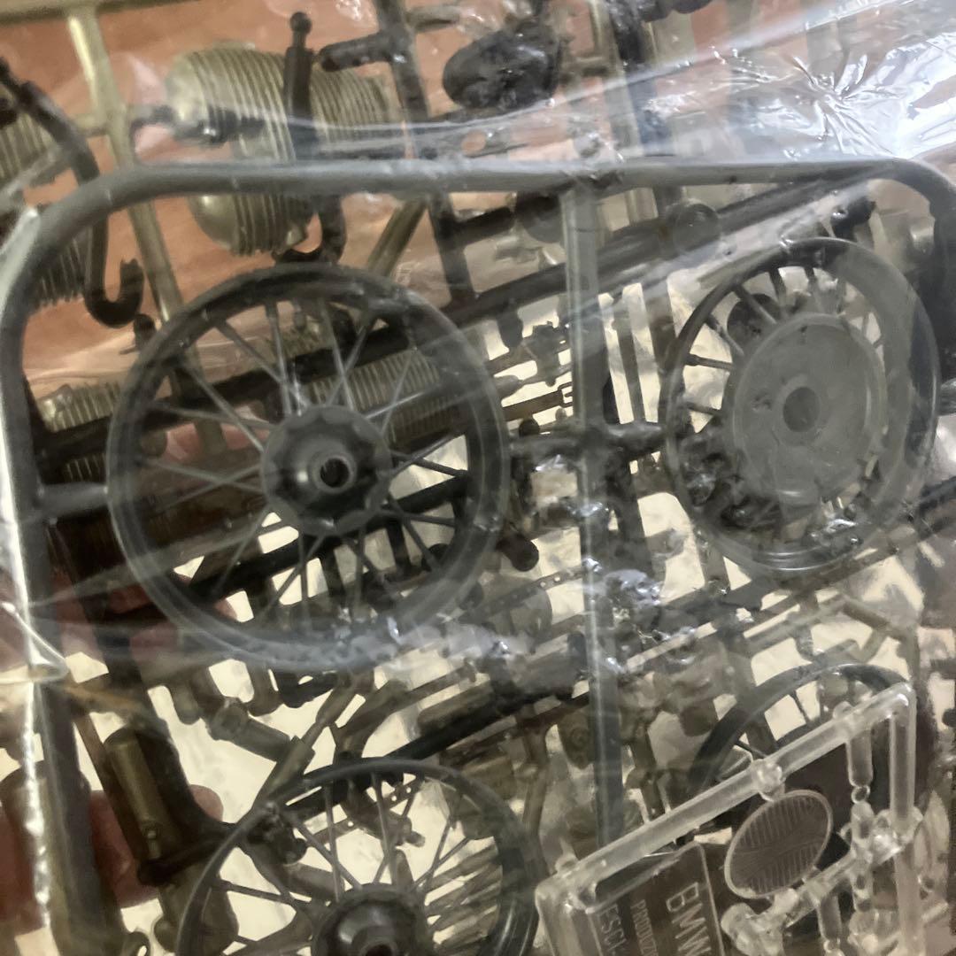  R/75 1/9スケール プラモデル