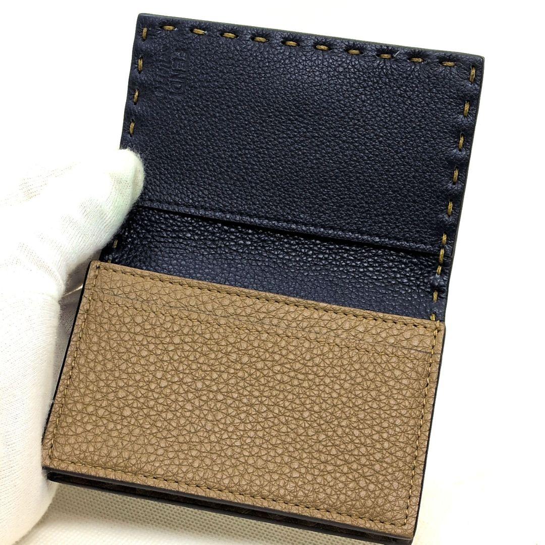 【未使用級】フェンディ　セレリア　名刺入れ　カードケース　バイカラー　ロゴ金具
