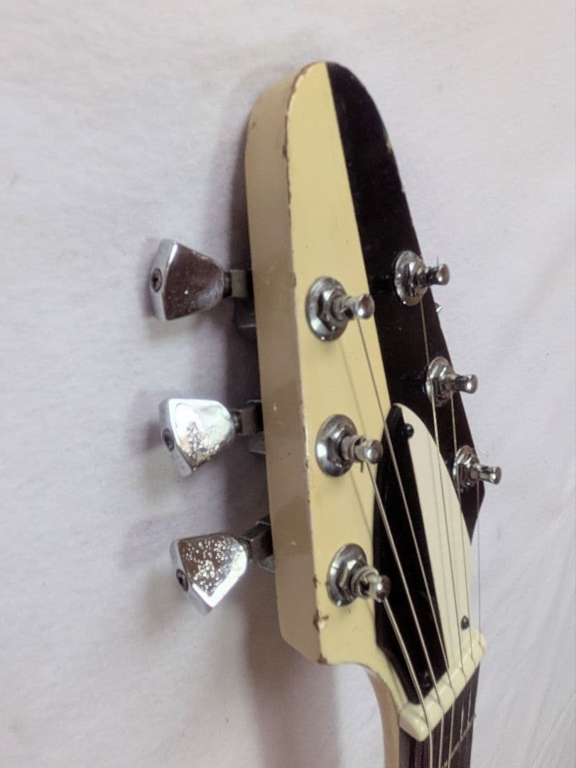 フライングV　マイケルシェンカータイプ　多分Tomson 送料無料