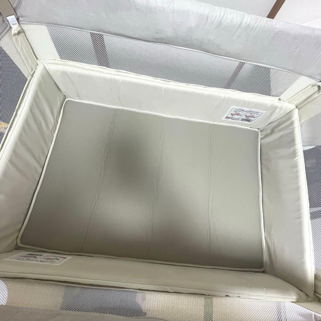 【美品】アップリカ ココネル エアープラス AB ホワイトベージュ