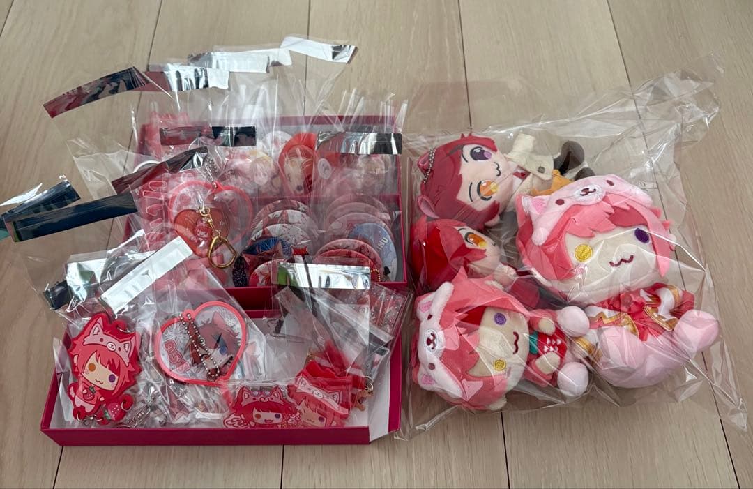 莉犬くん　グッズ　まとめ売り　すとぷり　ぬいぐるみ　バッジ　アクキー