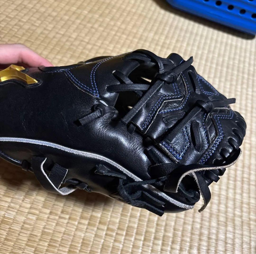 Mizuno 軟式グローブ 黒 ゴールドロゴ　限定モデル