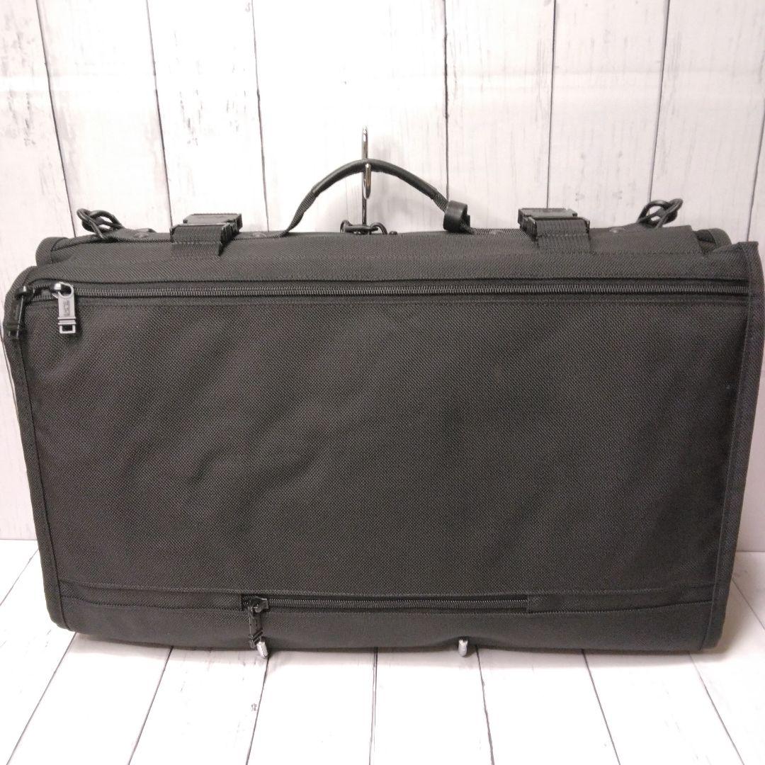 TUMI ガーメントバッグ　トライフォールド　236D3　ビジネスバッグ