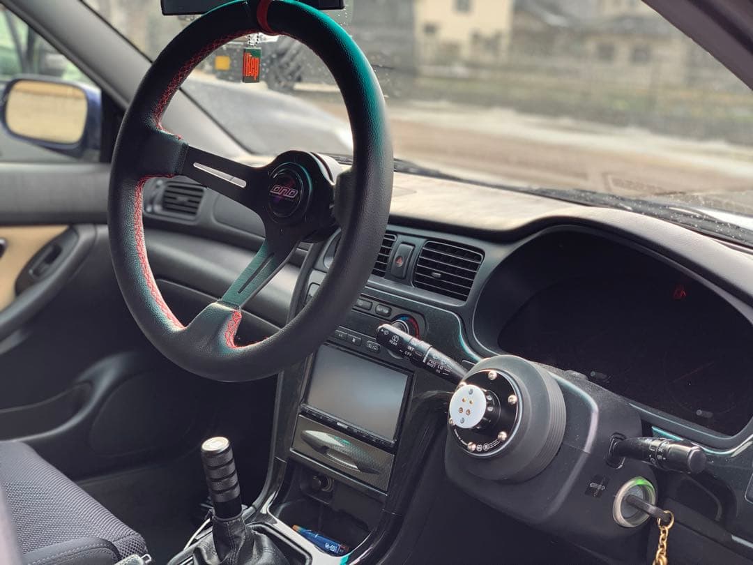 DND　ディープコーンステアリング レッド