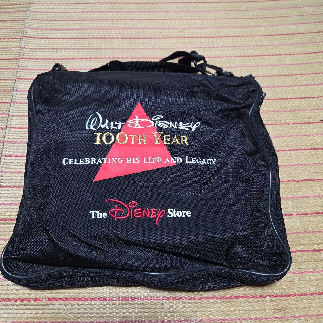 ディズニーピンバッチバックごと