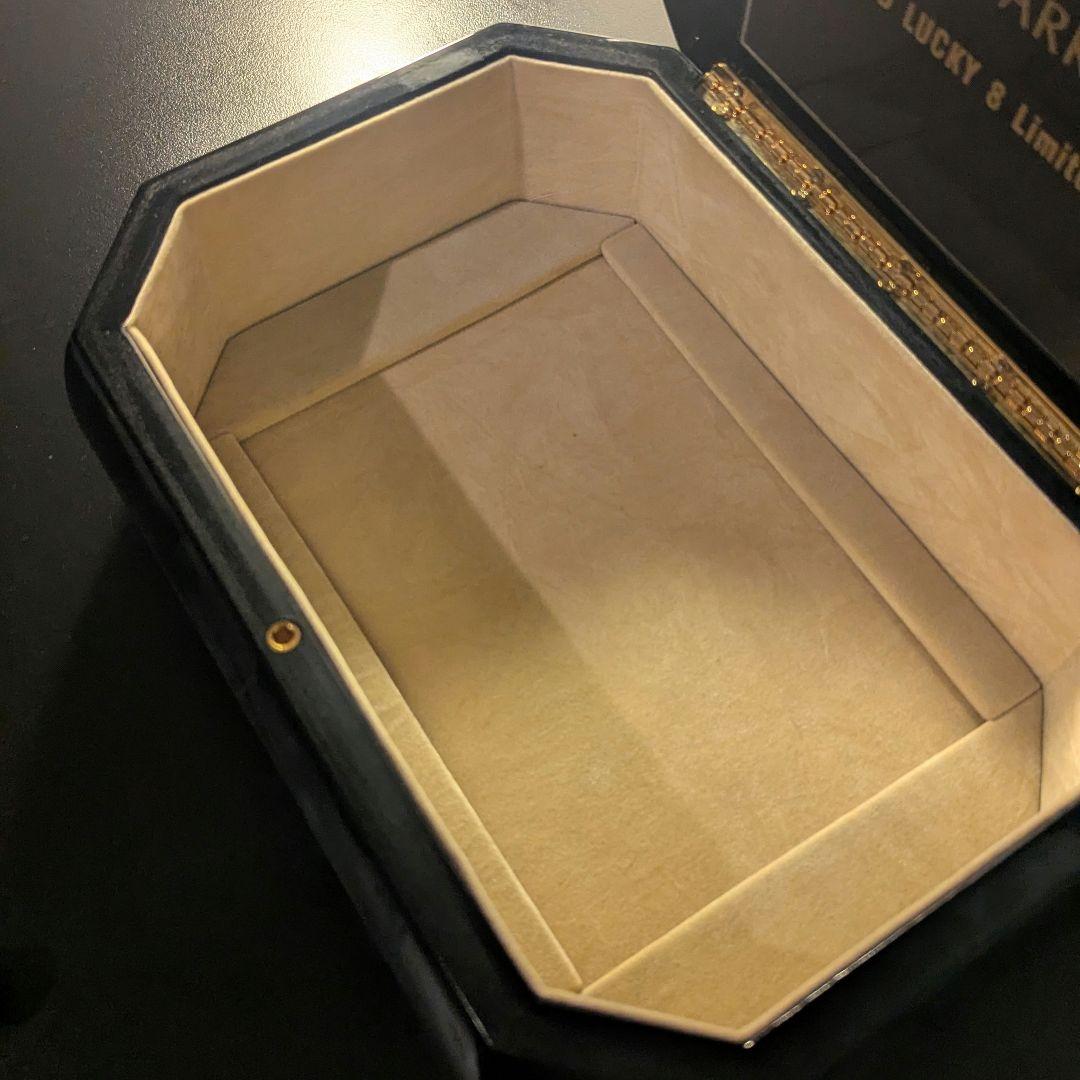 Parker Duofold 120周年記念限定モデル 'Lucky 8'