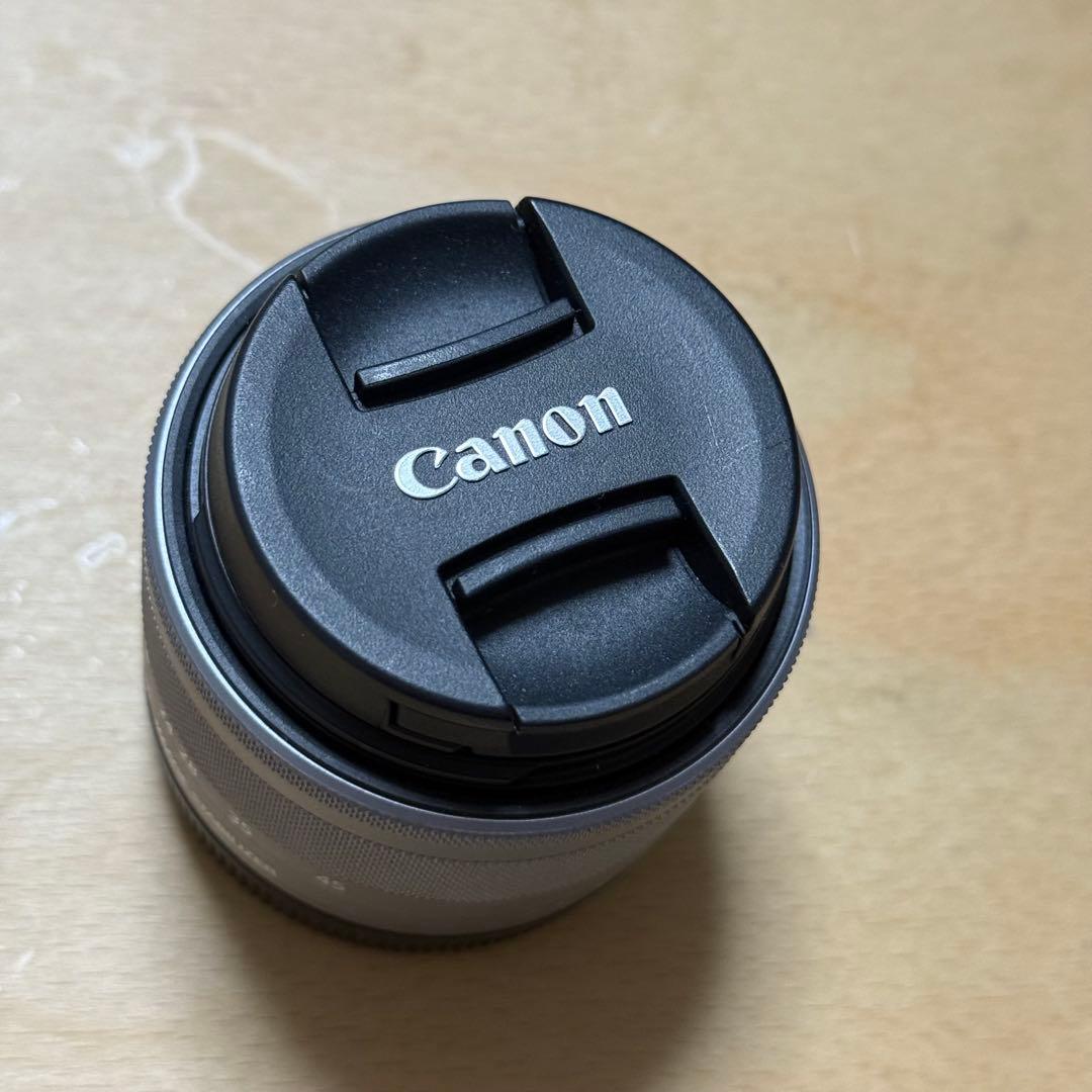 【本日限定】キャノン Canon EOS M100 ホワイト ミラーレス一眼