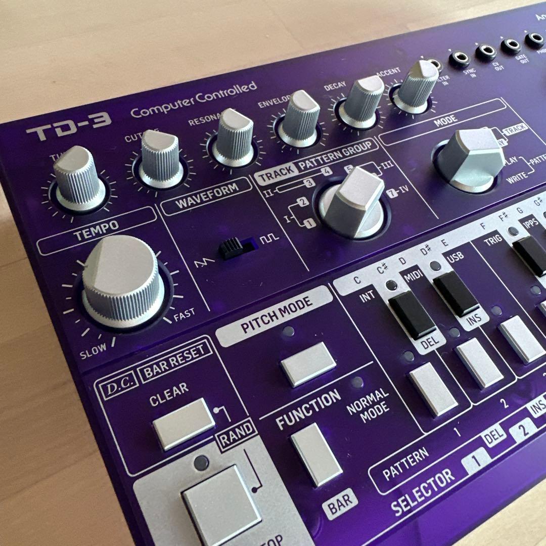 BEHRINGER TD-3 GP アナログシンセサイザー