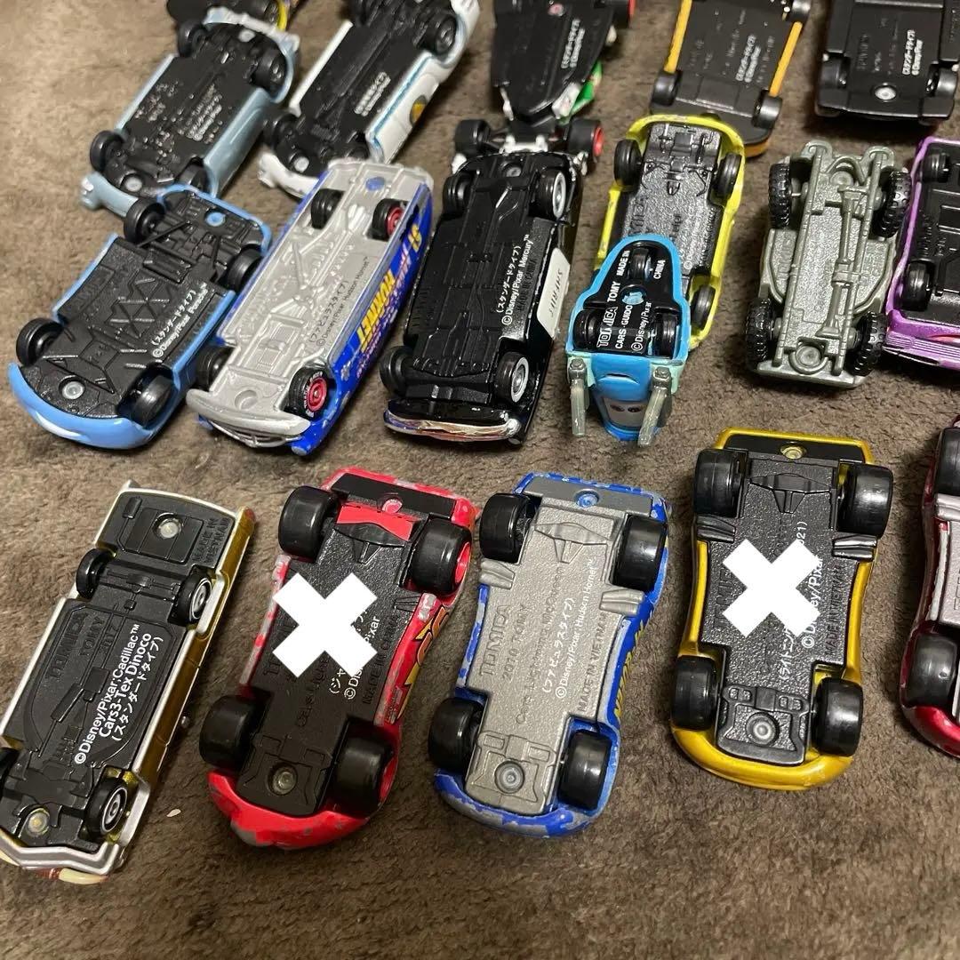 カーズ　トミカ　トレーラー2台含む36台