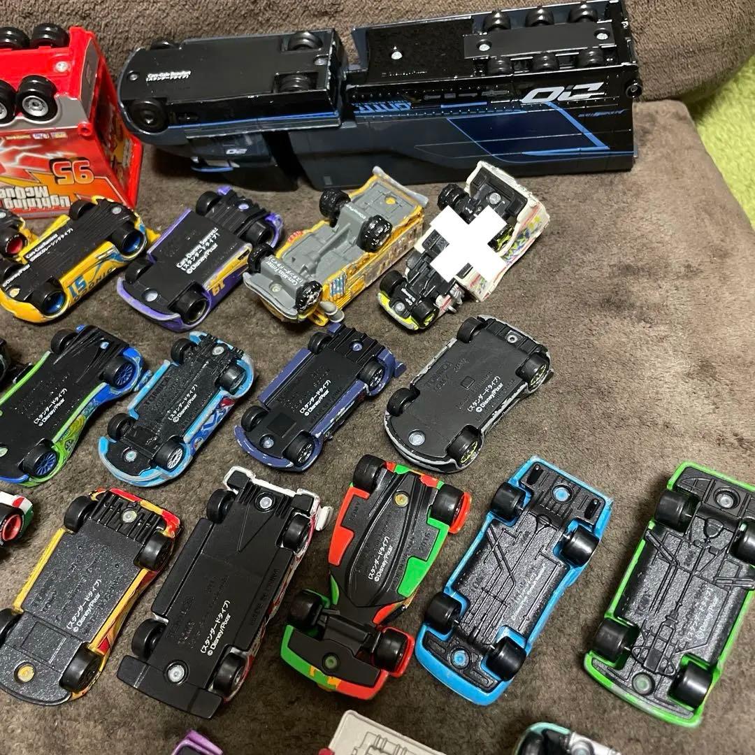 カーズ　トミカ　トレーラー2台含む36台