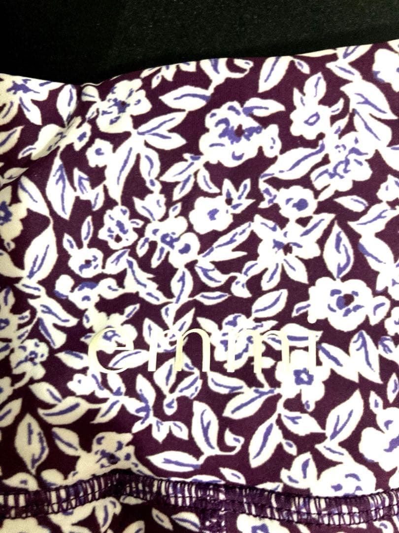 【ぽむ】emmiyoga エミヨガ パープル セットアップ