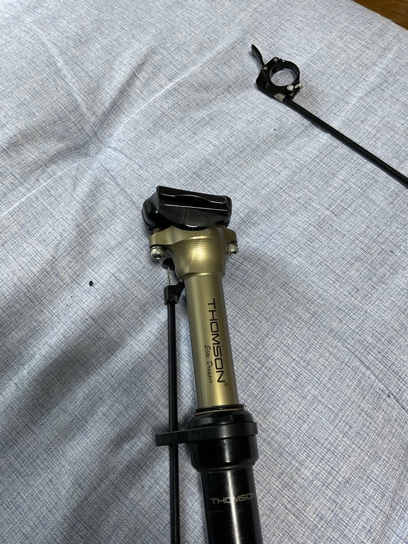 THOMSON 27.2mmx425ドロッパーシートポスト DP-E105