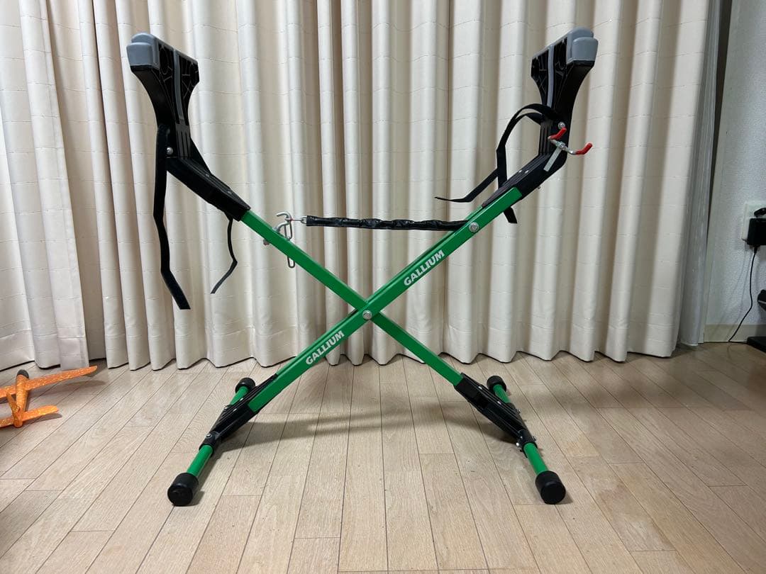 GALLIUM ガリウム スノーボードスタンド　ワックススタンド