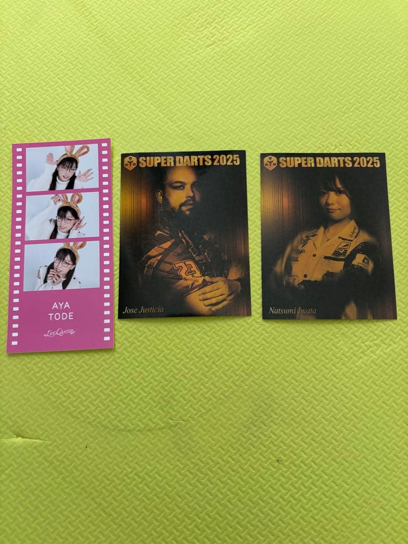 ブラックホールクジ　ステッカー